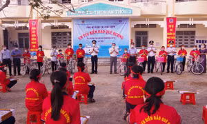 Tổng kết cuộc thi ‘Em yêu biển đảo quê hương’