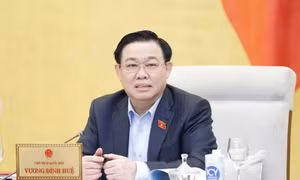 Chủ tịch Quốc hội Vương Đình Huệ: Cuộc sống không có bảo hiểm như đi cầu thang không có tay vịn