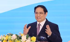 Thủ tướng Phạm Minh Chính chỉ đạo khẩn về tiêm vaccine và đẩy mạnh phòng, chống COVID-19