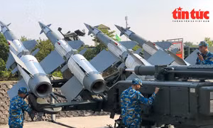 Tên lửa hiện đại của Tiểu đoàn 77, Trung đoàn tên lửa 257, Sư đoàn Phòng không 361, Quân chủng Phòng không - Không quân bảo vệ Thủ đô.
