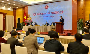 Hoàn thành việc xây dựng dự thảo đề án về Chiến lược tổng thể phòng, chống dịch COVID-19 