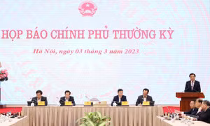 Thứ trưởng Bộ Y tế: Có tâm lý e ngại trong việc đấu thầu mua sắm trang thiết bị, vật tư y tế, thuốc chữa bệnh 