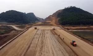 Gỡ khó cơ chế vốn, sớm triển khai cao tốc Đồng Đăng - Trà Lĩnh
