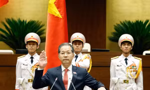 Chánh án Tòa án nhân dân Tối cao Nguyễn Văn Quảng tuyên thệ và phát biểu nhậm chức