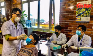 Quảng Trị thích ứng an toàn, chủ động phòng chống dịch COVID-19