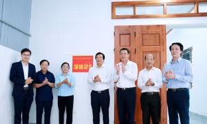 Ấm lòng dân trong những ‘Căn nhà cấp ủy' - Bài 1: Niềm vui của nhiều đảng viên trước thềm năm mới