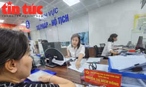 Bài 2: Cán bộ cơ sở ‘gồng mình’ phục vụ nhân dân
