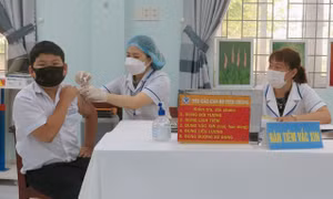 Khẩn trương rà soát, đáp ứng nhu cầu vaccine phòng COVID-19 của các địa phương