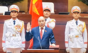Chủ tịch nước Nguyễn Xuân Phúc tuyên thệ nhậm chức