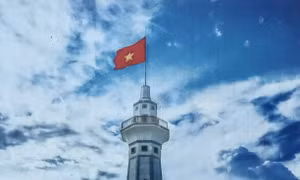 Giới trẻ tìm hiểu lịch sử Cột cờ Lũng Pô - Nơi con sông Hồng chảy vào đất Việt