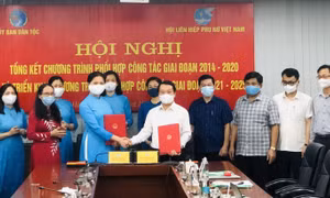 Ủy ban Dân tộc và Hội Liên hiệp phụ nữ Việt Nam tiếp tục phối hợp công tác