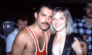 Người phụ nữ không phải vợ nhưng nhận nửa tài sản thừa kế của Freddie Mercury