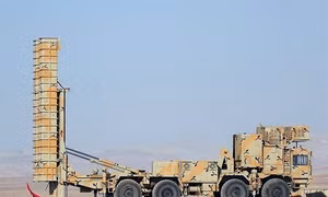 Iran ra mắt hệ thống tên lửa đất đối không có tầm bắn hơn 300 km