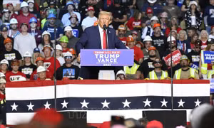 Bầu cử Mỹ 2024: Ứng cử viên Trump 'nhuộm đỏ' 2 bang chiến địa Pennsylvania và North Carolina