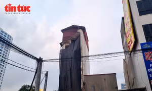 Hà Nội vận động hợp thửa, hợp khối để ngăn nhà siêu mỏng, siêu méo'