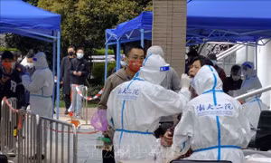 COVID-19 tới 6h sáng 31/3: Thế giới thêm 3.662 ca tử vong; Ca mắc mới ở Mỹ chủ yếu do Omicron ‘tàng hình’