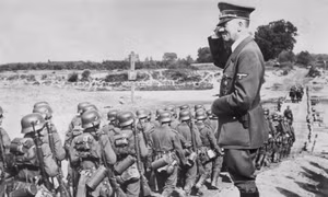 Hitler từng phái đặc vụ bí mật dàn dựng tấn công Đức để khơi mào Thế chiến II - Kỳ cuối