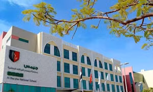 Trường học ở UAE lập tức chuyển chế độ trực tuyến sau vụ tấn công của Iran
