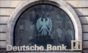 Bất ngờ rơi vào khủng hoảng dù lãi 10 quý liên tiếp, Deutsche Bank sẽ trở thành 'Credit Suisse 2.0'?