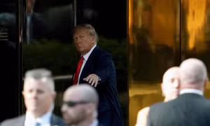 Cảnh báo xuất hiện ảnh giả về chân dung lưu hồ sơ cảnh sát của ông Trump