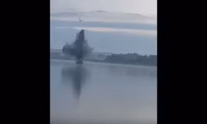 Video thiết bị bay không người lái cảm tử của Ukraine lao xuống hồ ở Nga