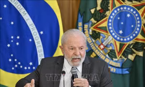 Tổng thống Brazil đưa ra chính sách mới về lương và thuế