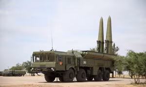 Tại sao Belarus cần tổ hợp tên lửa Iskanders và S-400?