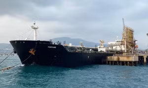 Hơn 30 tàu đối mặt rủi ro sau vụ Mỹ bắt giữ tàu chở dầu ngoài khơi Venezuela