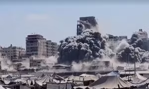 Video tòa nhà chung cư ở Thành phố Gaza bị Israel không kích