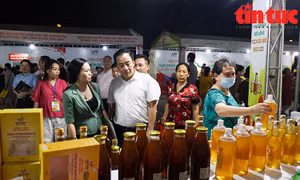 Khai mạc hội chợ 'Thực phẩm đồ uống - Food and Drink Ha Noi 2023'
