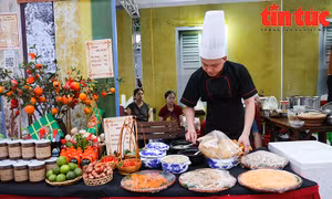 Trải nghiệm ẩm thực Hà Nội giữa không gian thu lãng đãng