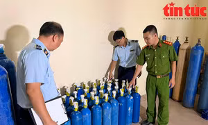 Triệt phá địa điểm tập kết ‘khí cười’ đi các tỉnh tiêu thụ
