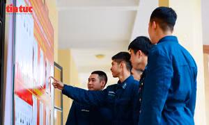 Sư đoàn 361 bảo đảm sẵn sàng chiến đấu, chuẩn bị tốt cho ngày bầu cử