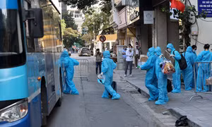 Khoảng 30 cán bộ, nhân viên Nhà Xuất bản Tư pháp phải cách ly