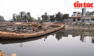 Hà Nội xây dựng đập dâng trên sông Tô Lịch để điều tiết và giữ nước