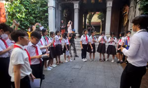 Học sinh Thủ đô thích thú với chương trình du lịch học đường giáo dục di sản