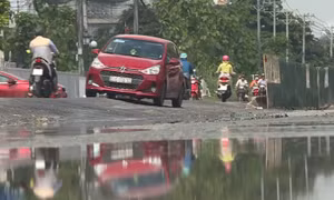 5 năm làm chưa xong 2,4 km đường