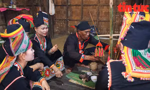 Văn hóa trong lễ mừng nhà mới của người Khơ Mú
