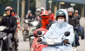 Thời tiết ngày 14/12: Miền Bắc trời ấm dần, miền Trung vẫn mưa to