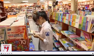 Thẩm định sách giáo khoa lớp 5, 9 và 12