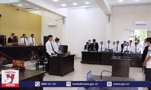 Tạm hoãn phiên tòa vụ Cựu giám đốc Sở ở Bình Dương làm sai nhiều quy định