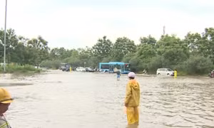  Thủ đô những ngày mênh mang nước ngập