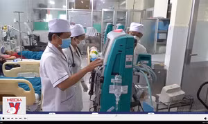 Một người tử vong do uống rượu pha nước sát khuẩn