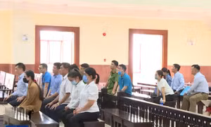 Xử phúc thẩm vụ VN Pharma buôn bán thuốc ung thư giả