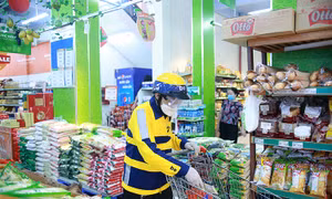 Quận Hoàn Kiếm (Hà Nội) thí điểm đi chợ hộ cho người dân qua ứng dụng giao hàng