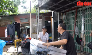 Người dân Chương Dương Độ khẩn trương di dời đến nơi an toàn