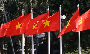 Hà Nội rực rỡ cờ hoa mừng 45 năm Ngày Giải phóng miền Nam