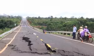 Đình chỉ chức vụ nhiều lãnh đạo liên quan vụ đường chưa nghiệm thu đã hỏng