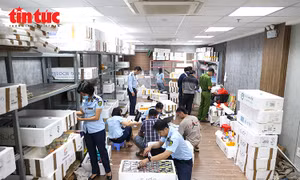 Hà Nội: Bắt giữ số lượng lớn sản phẩm sữa, thực phẩm chức năng, mỹ phẩm nhập lậu