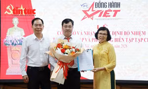 Kiện toàn nhân sự lãnh đạo Tạp chí điện tử Đồng Hành Việt